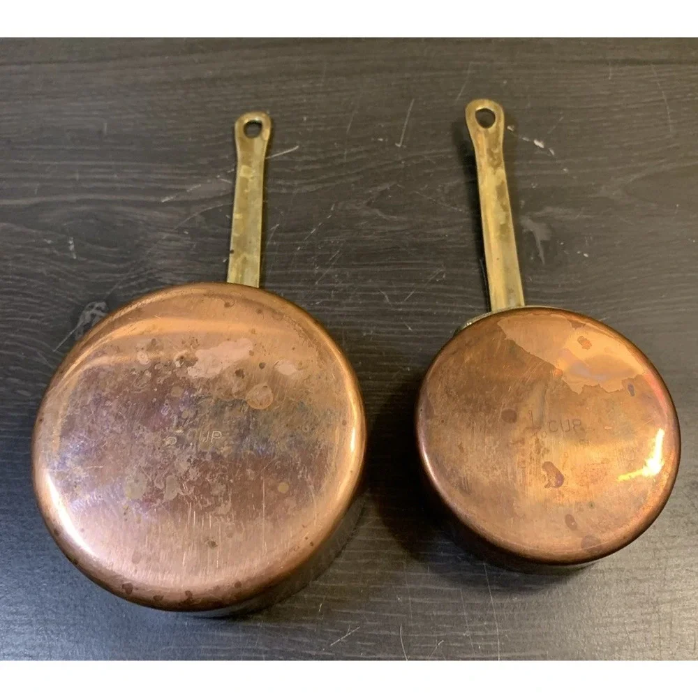 Vintage Copper Measuring Cups Set 2 Brass Handle Nested Kitchenware 1/2 & 1/4